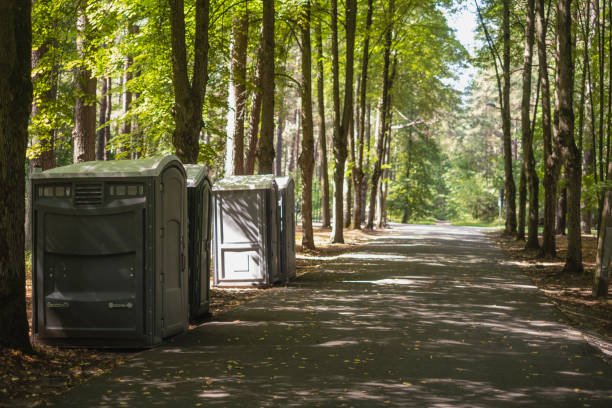 Best Portable toilet rental cost  in Saukville, WI